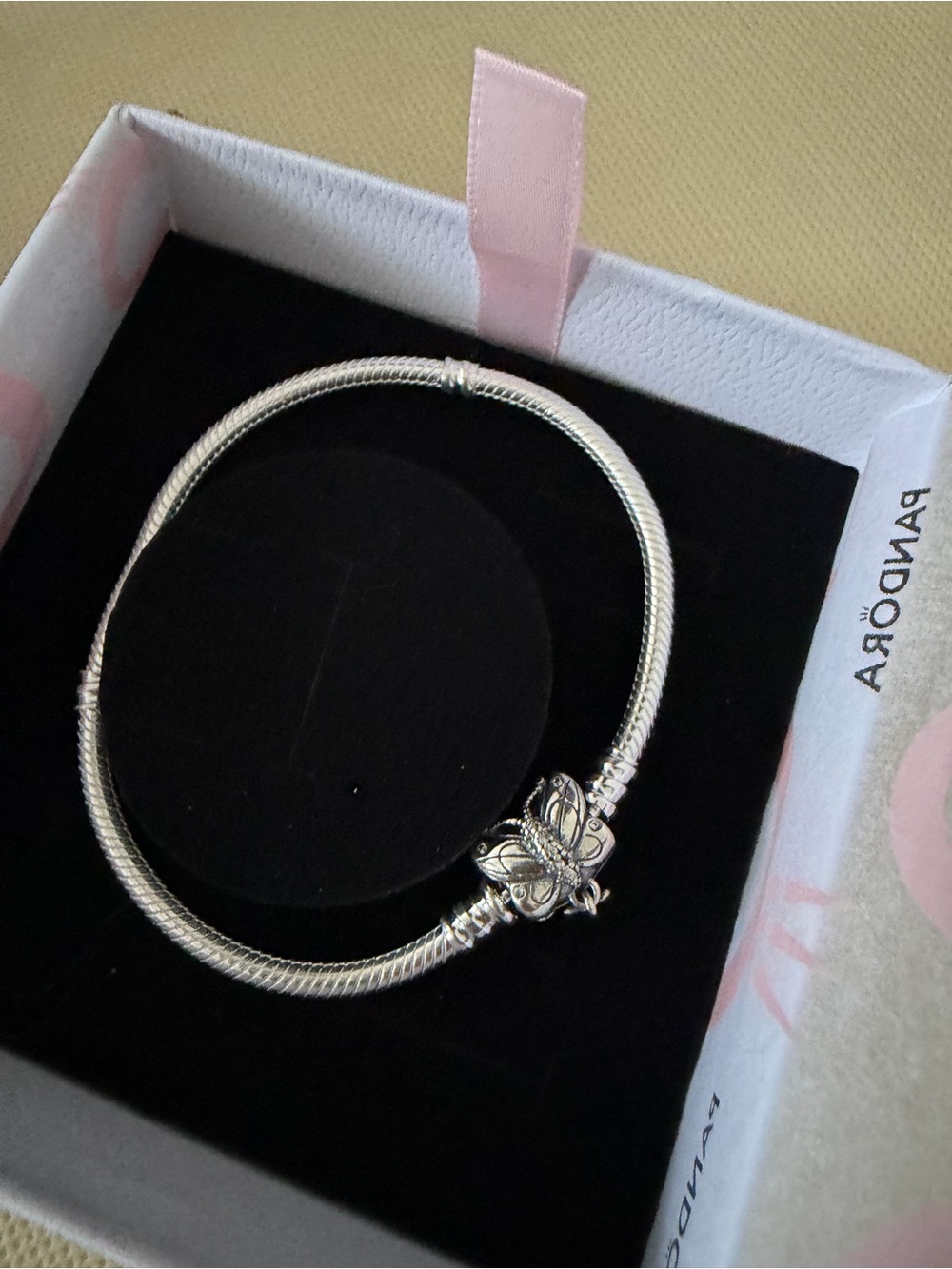 Pandora Silver Butterfly Charm Snake Chain
Bracelet
